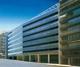 Almirall Sede De Barcelona (Archivo)