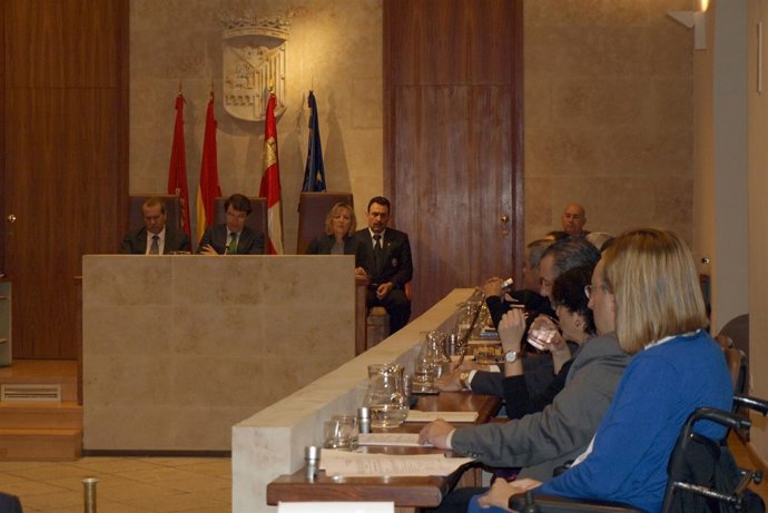 Pleno ordinario de diciembre en el Ayuntamiento de Salamanca.      