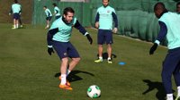 Jordi Alba es la novedad en una lista sin Xavi, Iniesta ni Piqué