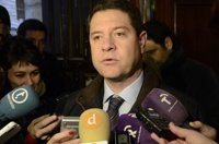 Page afirma que Ávila "es una persona recta, correcta y muy honrada" tras quedar suspendida su declaración como imputado