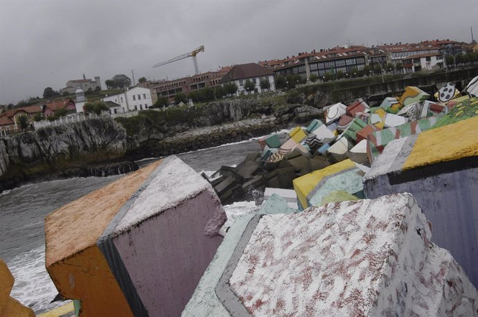 Cubos de Ibarrola en Llanes