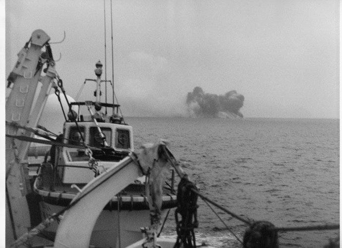 Volcán submarino Teishi