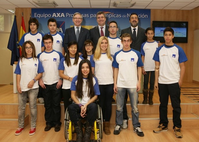 Carballeda, Rignault y Cardenal con el Equipo AXA de Promesas Paralímpicas