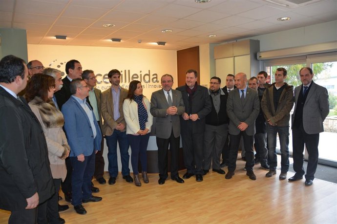 Pte.Diputación de Lleida Joan Reñé entrega las llaves del CEEI