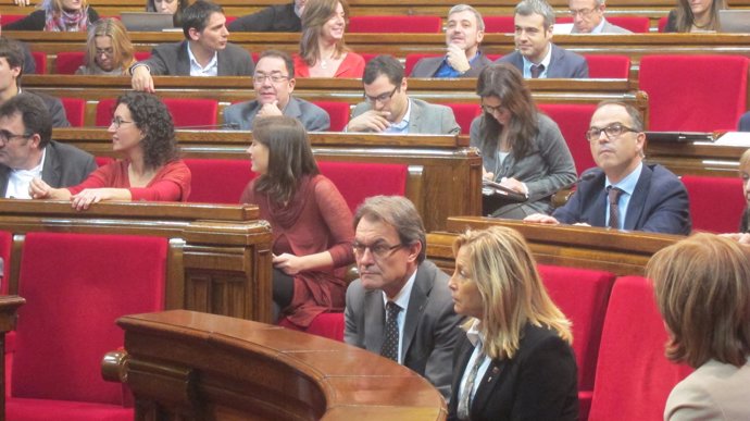Artur Mas y Joana Ortega, en el Pleno del Parlament