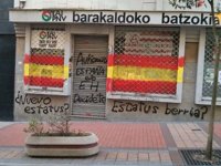 PNV califica de "fachas vascos" a los autores del ataque perpetrado contra el batzoki de Barakaldo
