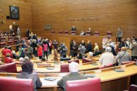 Cerca de 5.700 personas visitan las Corts en la jornada de puertas abiertas