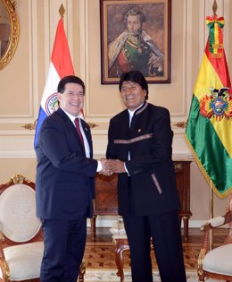 Los presidentes de Paraguay, Horacio Cartes, y Bolivia, Evo Morales