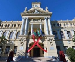 Ayuntamiento de Málaga conmemora el Día Mundial de la Lucha contra el Sida