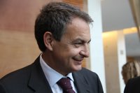Zapatero valora la "prudència" de Rajoy amb Catalunya però avisa que el temps complica el diàleg