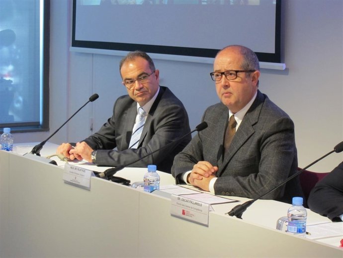 José Manuel Desco (dtor gral T-Systems Iberia) y el conseller Felip Puig