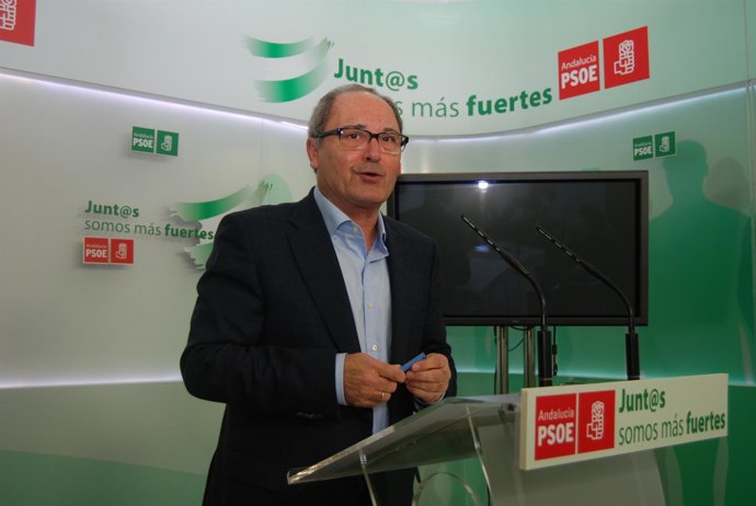 Cornejo este lunes en rueda de prensa