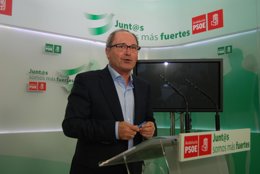 Cornejo este lunes en rueda de prensa