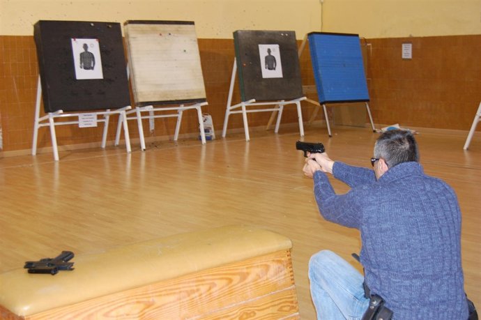 Curso sobre actualización de tiro de la Policía Local de Alcalá de Guadaíra