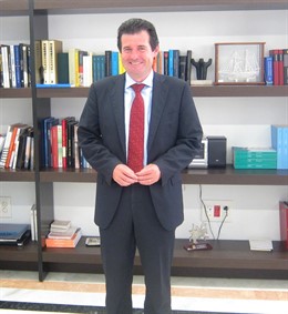 José Císcar en su despacho