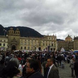 Plaza de Bolívar, apoyo a alcalde de Bogotá