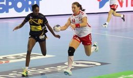 La selección española femenina de balonmano, ante Polonia