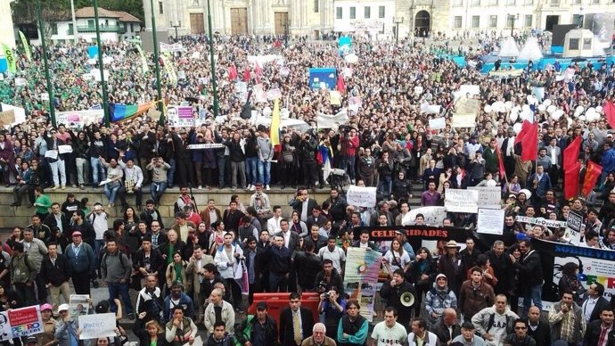 Manifestación en Bogotá en apoyo de Petro