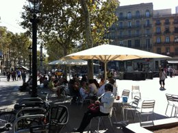 Terraza En La Plaza Catalunya De Barcelona