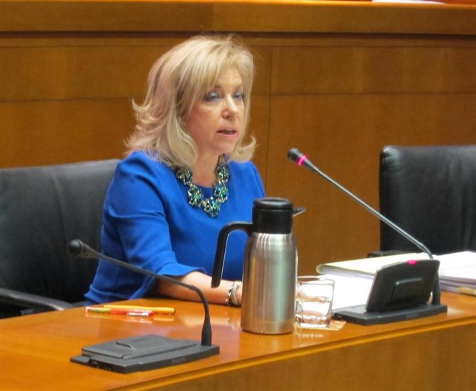 La consejera de Educación, Dolores Serrat.