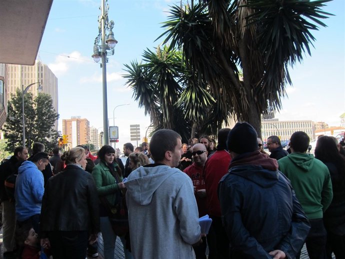 Concentración de los trabajadores de Isofotón