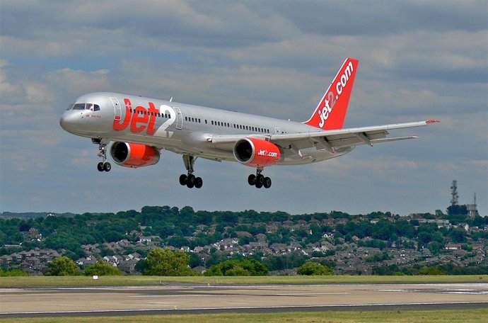 Avión Jet2.Com