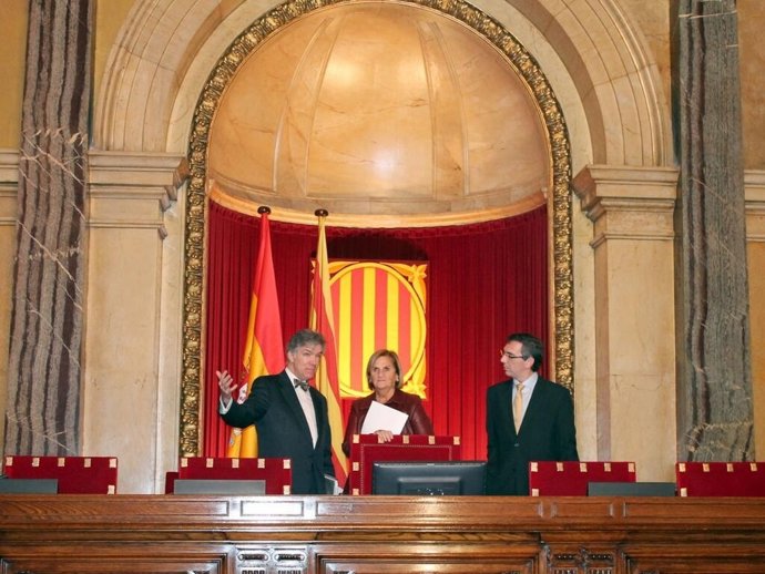 Daniel Turp (catedrático), la pta.Parlament N.De Gispert, profr.UB Eduard Roig