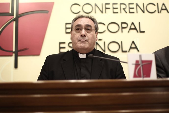 El secretario general de la CEE, José María Gil Tamayo