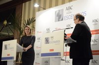 Cospedal, sorprendida de que PSOE e IU "no se personen" en el caso ERE y  pongan demandas en la pieza separada de Gürtel