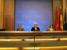 Juan Luis Sánchez de Muniáin, Lourdes Goicoechea y Marta Vera.