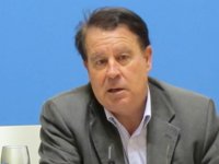 Jerónimo Blasco réplica al PP que sólo ha habido una petición para celebrar cotillones en centros municipales