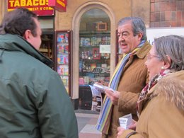 Francisco Álvarez-Cascos, en el centro