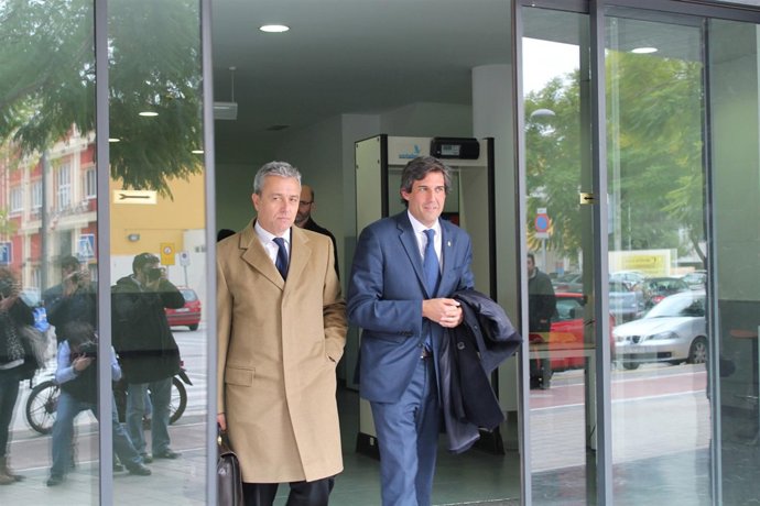 Lorenzo Agustí a su salida de los juzgados