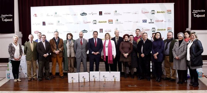 Presentación de 'Andaluces compartiendo' de Fundación Cajasol y Lándaluz