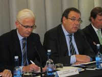 Los hoteleros acusan a los pilotos de la pérdida de competitividad en Barajas