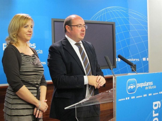 Tomás y Sánchez, en rueda de prensa