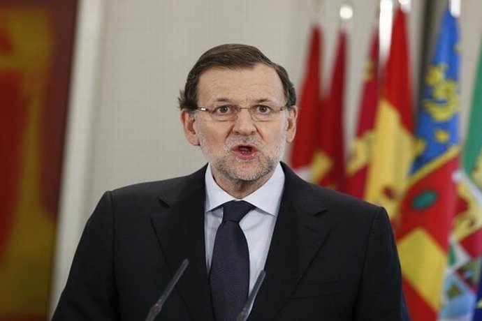 Rajoy aprueba en imagen fuera de España