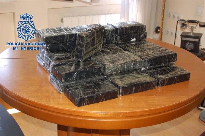 Droga intervenida en un golpe contra un grupo de narcos en Masnou y Andalucía