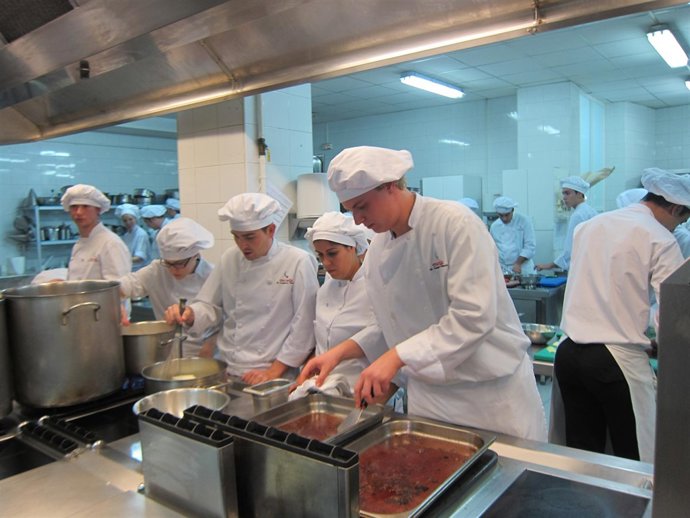 Cocina, cocinero, trabajo, empleo, comida, formación