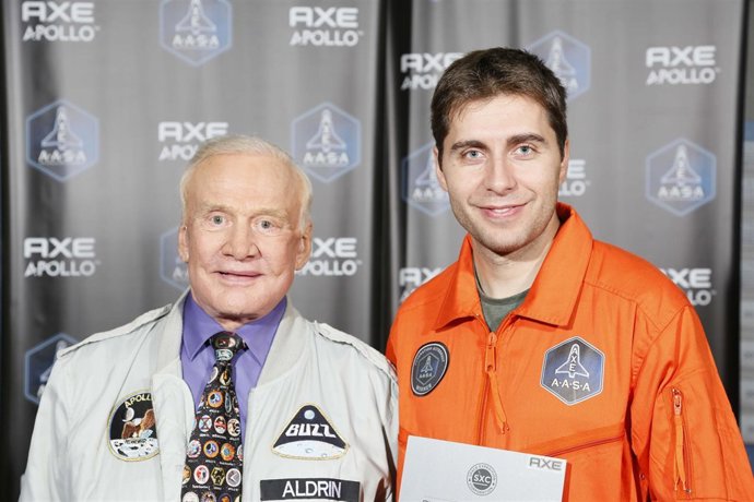 Eduardo Lurueña, el español que irá al espacio con AXE