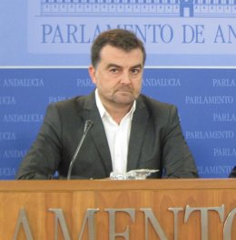 Antonio Maíllo, hoy ante los medios