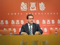 PP rechaza la comparecencia de Fabra en el próximo pleno de las Corts porque deben "centrarse" en presupuestos