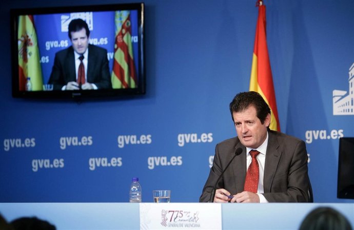 José Císcar en la rueda de prensa posterior al pleno del Consell