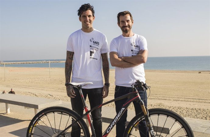 Josef Ajram y Santi Millán