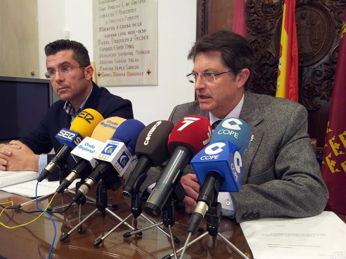 El alcalde de Lorca, Francisco Jódar, en la rueda de prensa