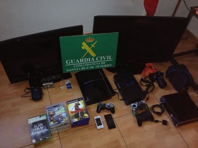 Material recuperado por la Guardia Civil