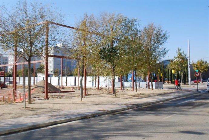 Suelo y Vivienda firma un acuerdo con Dia para instalar un supermercado.