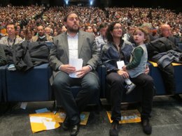 Oriol Junqueras y Marta Rovira (ERC) en el acto de ERC del sábado