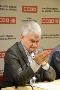 Gil (CCOO) cree que "más allá" de procesos electorales hay que exigir al Gobierno actual políticas para los ciudadanos