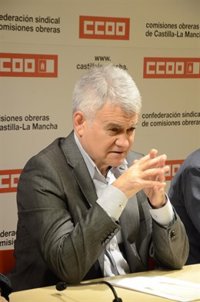 CCOO, "convencido" de que el abono de la extra de Navidad de 2012 al personal laboral de C-LM "saldrá adelante y bien"